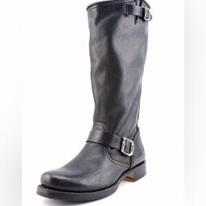 Classic Veronica Slouch Frye Boots- BNIB (complete with new leather smell)